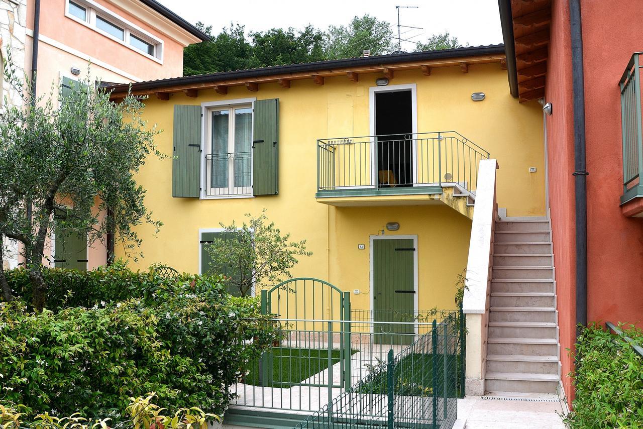 Residenza Alle Torri With Pool Torri Del Benaco Eksteriør bilde