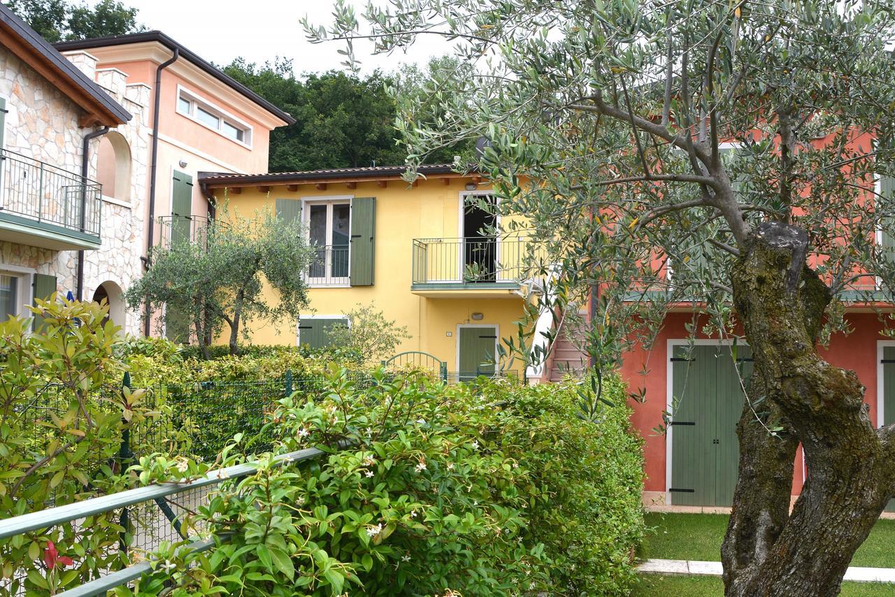 Residenza Alle Torri With Pool Torri Del Benaco Eksteriør bilde